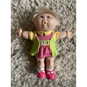 Cabbage Patch Kids Laughing Singing 13" Doll 1996 Plush Toy Blonde Mattel 90s.